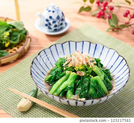 Taste of Spring: Rape blossoms with mustard Taste of Spring: Rape blossoms with mustard 123217581