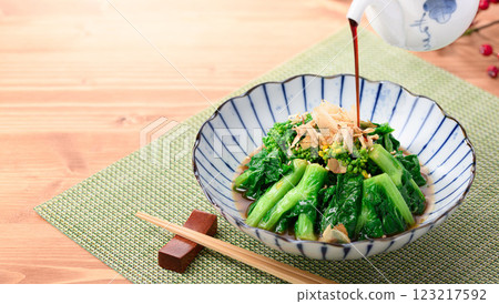 春天的味道:油菜花配芥菜 春天的味道:油菜花配芥菜 123217592