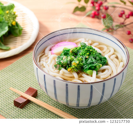 春天的味道：油菜花烏龍麵 123217730
