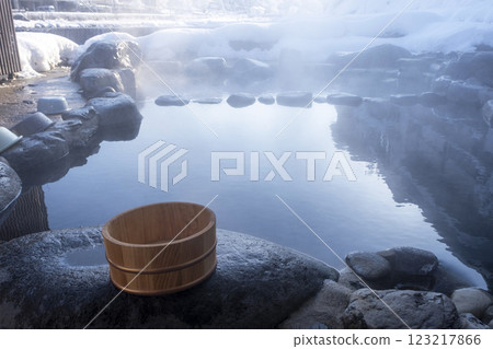 Misasa hot spring snow scene 123217866