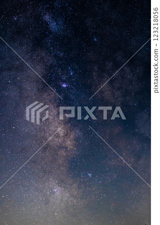 A photo of the Milky Way 123218056
