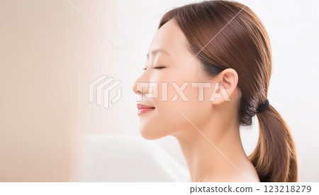 Japanese female profile 123218279
