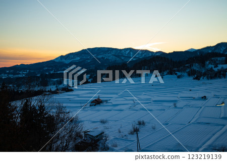 Snow-covered rice terraces of Sawaradaira 123219139