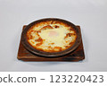 Cheese Gratin at an Izakaya 123220423