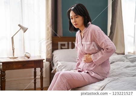 一個生病的女人 123221527