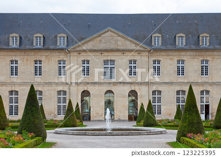 The Convent of the Abbey of the Holy Trinity in Caen 123225395