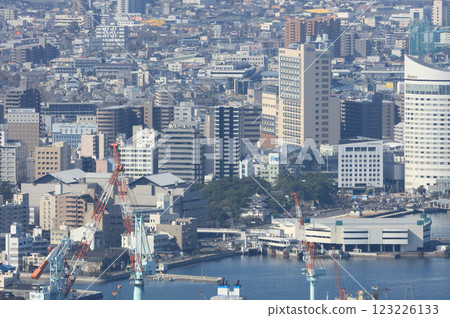 高松太陽港、新建的德島文理大學高松站校區和高松站、高松城遺址以及 Rexxam Hall 週邊地區 高松太陽港、新建的德島文理大學高松站校區和高松站、高松城遺址以及 Rexxam Hall 週邊地區 123226133