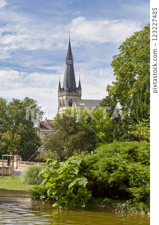 The church Notre-Dame of Epernay 123227485