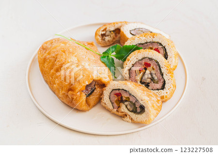 蔬菜豬絞肉捲 123227508