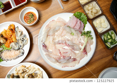 Korean seafood dish. raw fish Sashimi 123227925