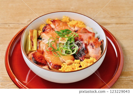 Chicken thigh teriyaki rice bowl, teriyaki, teriyaki rice bowl. 123229043