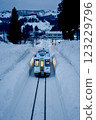 Tadami線在雪地裡奔跑 123229796