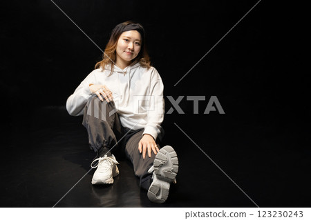 Hip hop female dancer 123230243