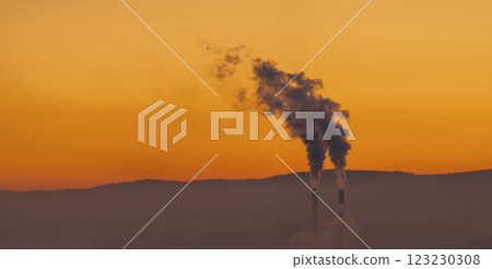 The Industrial Smoke Emission Observed at Sunset and Its Environmental Impact on Atmosphere The Industrial Smoke Emission Observed at Sunset and Its Environmental Impact on Atmosphere 123230308