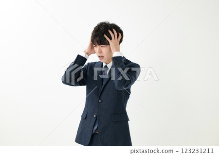 擔心的人 123231211