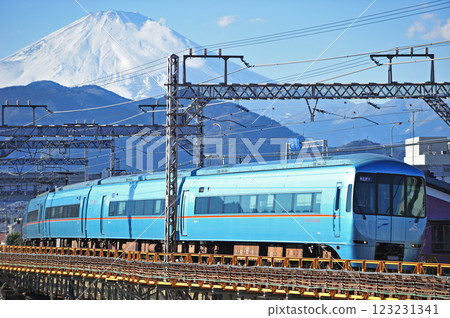 Odakyu Odawara Line Shin-Matsuda-Shibusawa Odakyu 60000 series Asagiri MSE Odakyu Odawara Line Shin-Matsuda-Shibusawa Odakyu 60000 series Asagiri MSE 123231341