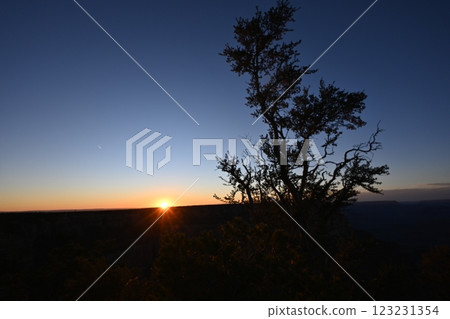 Mysterious Sunset at the Grand Canyon 123231354