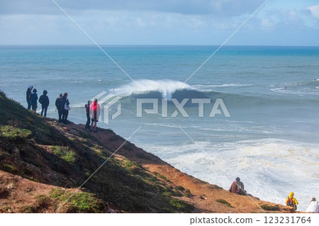Nazare waves Nazare waves 123231764