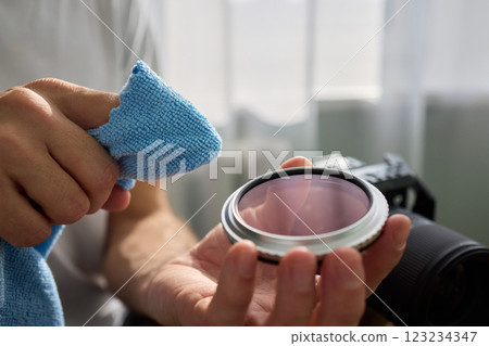 Properly Cleaning Your Camera Lens Filter to Achieve Optimal Photography Results 123234347