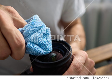 Successfully Cleaning Your Camera Lens with a High-quality Microfiber Cloth to Ensure Clarity Successfully Cleaning Your Camera Lens with a High-quality Microfiber Cloth to Ensure Clarity 123234367
