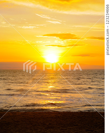Sea and bright sunset. Concept - vacation and travel. Sea and bright sunset. Concept - vacation and travel. 123234666
