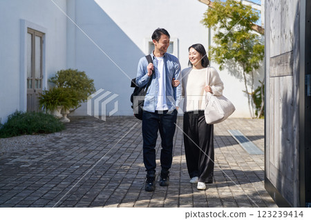 夫婦出去 123239414