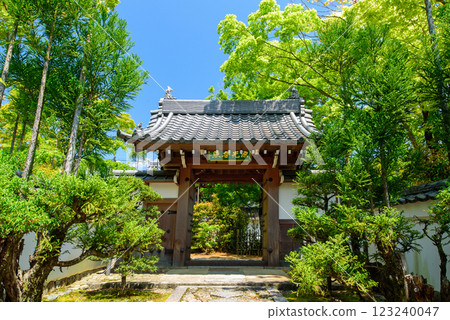 Genkoan, a Soto Zen temple surrounded by fresh greenery Genkoan, a Soto Zen temple surrounded by fresh greenery 123240047