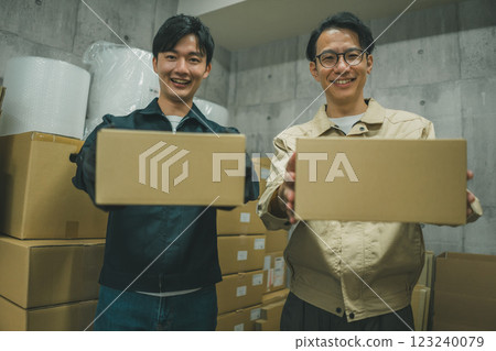 Warehouse work Warehouse work 123240079