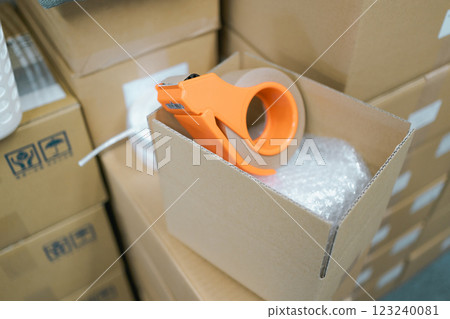 Packing material Packing material 123240081