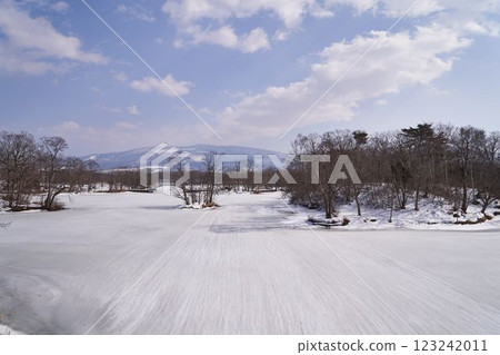 北海道大沼湖結冰 123242011
