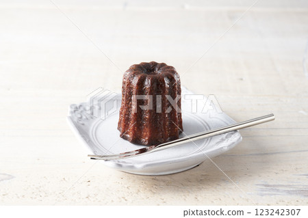 Canelé de Bordeaux 西式甜點圖片 Canelé de Bordeaux 西式甜點圖片 123242307