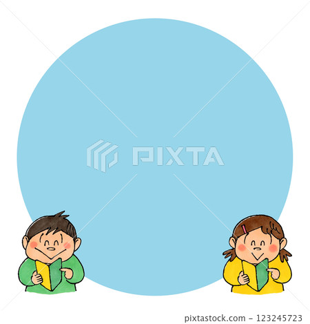 男孩和女孩持有初學者的成績,複製空間(藍色) 男孩和女孩持有初學者的成績,複製空間(藍色) 123245723