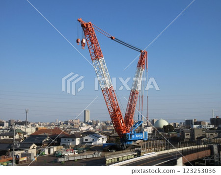 The world's largest crawler crane CC8800-1 123253036
