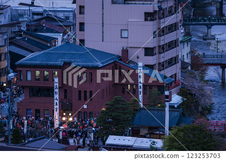 230414 Spring Takayama Festival Night Festival g016 123253703