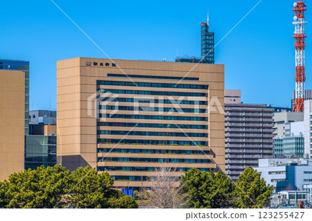 Tokyo cityscape in Japan, overlooking the Asahi Shimbun company. In front of the company lies the former site of Tsukiji Market. Tokyo cityscape in Japan, overlooking the Asahi Shimbun company. In front of the company lies the former site of Tsukiji Market. 123255427