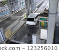 ETC lane collision 123256010