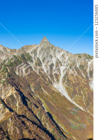 View of the Higashikama Ridge and Mt. Yari from the summit of Mt. Nishidake. Climbing Mt. Yari on the Northern Alps Omote Ginza traverse. 123256885