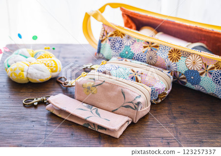 Handmade sewing tool and accessory cases 123257337