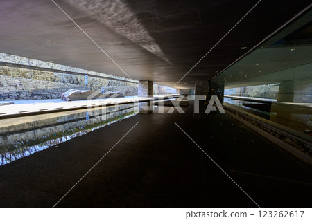 Museum of Contemporary Art Tokyo 123262617