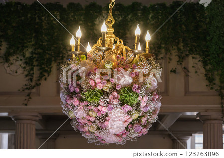 Elegant Floral Chandelier with Roses and Gypsophila Elegant Floral Chandelier with Roses and Gypsophila 123263096