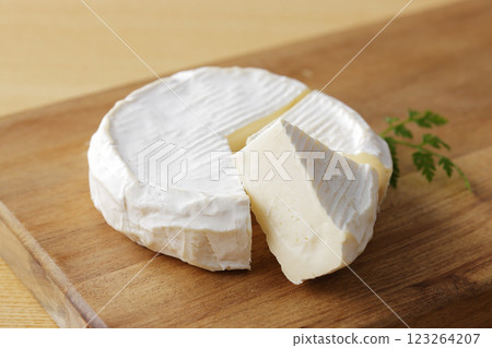 Camembert cheese 123264207