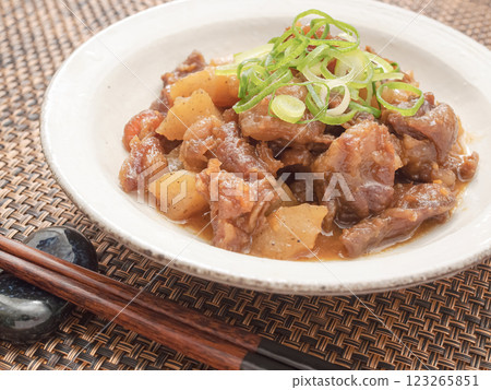 煮燉牛肉 123265851