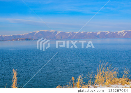 lake, sea, landscape 123267084