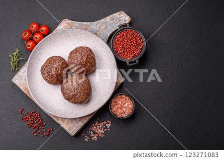 Beef burger patties with salt, spices and herbs 123271083