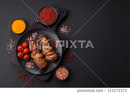 Delicious grilled chicken, turkey or pork skewers with salt, spices and herbs 123271571