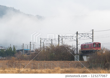 [Miyafuku Line] A sea of clouds spreads around Oe Station 123277067