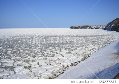 Drift ice Drift ice 123277281