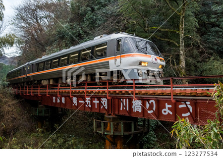 [Miyatoyo Line] Limited express train crossing a mountain bridge 123277534