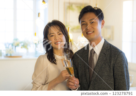 Dating couple in their 40s 123278791