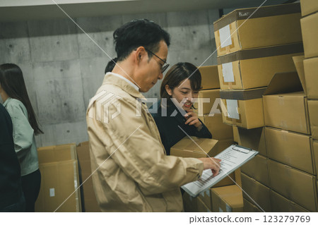 Inventory management for EC sites Inventory management for EC sites 123279769